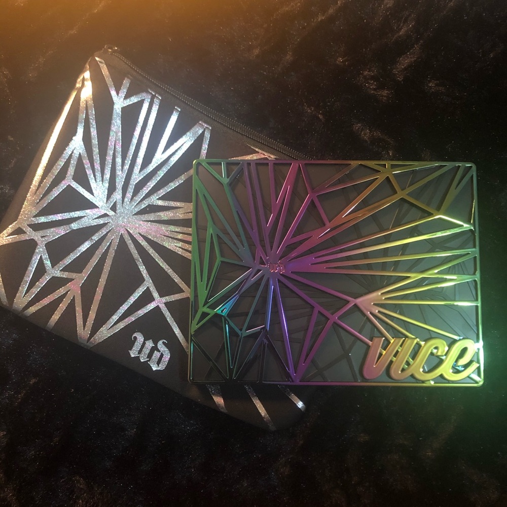 NWOB Urban Decay Vice Eyeshadow Palette